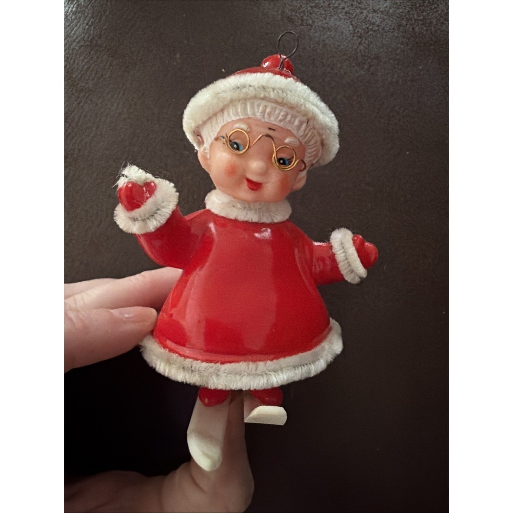 Vintage Skating Mrs Claus Christmas Ornament - Picture 5 of 6